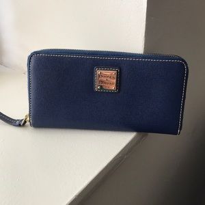 Dooney & Bourke Large Zip Around Wallet